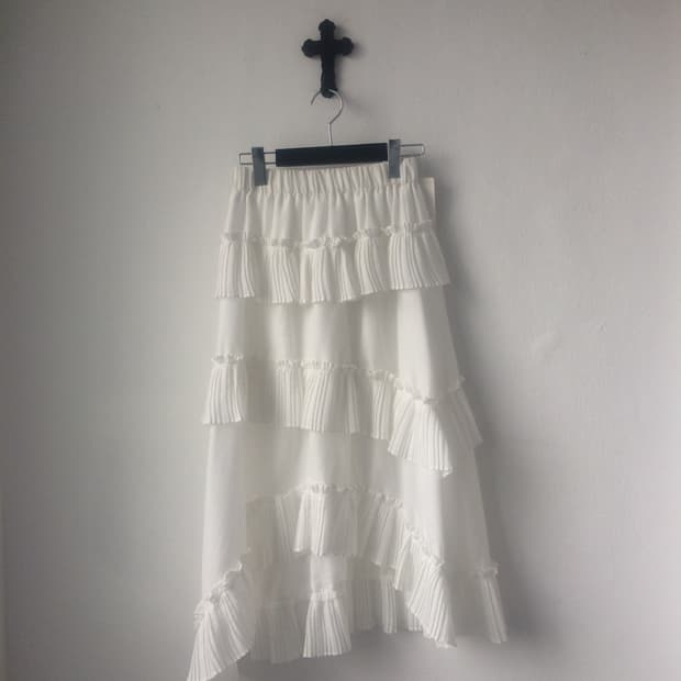 Pleats layer point long skirt