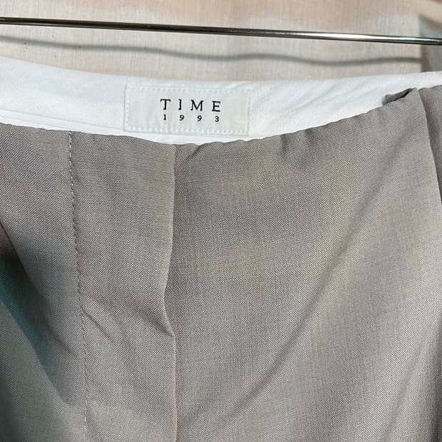 타임 TIME 카키그레이 여성 핀턱 슬랙스 26인치