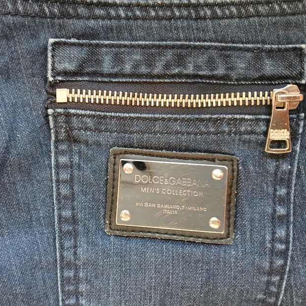 돌체앤가바나(D&G) 로고 플레이트 데님 팬츠 