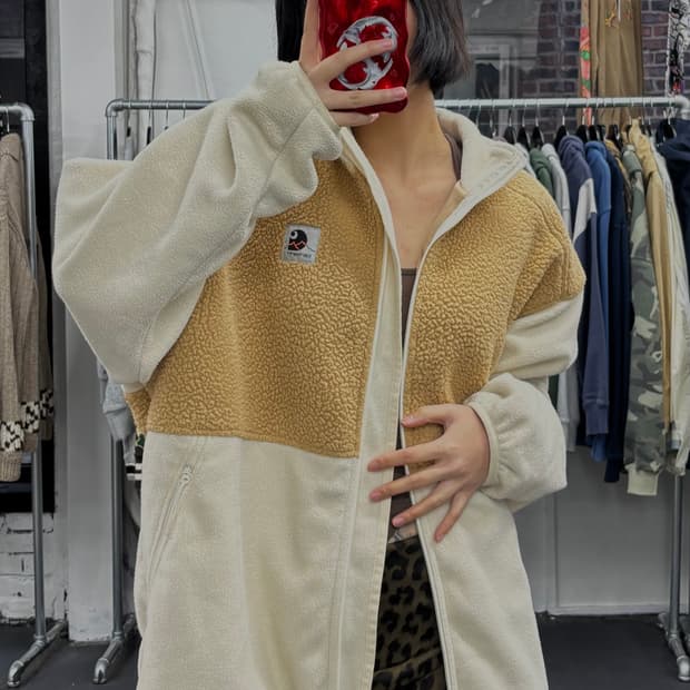 칼히트 Wip 베이지 플리스 자켓