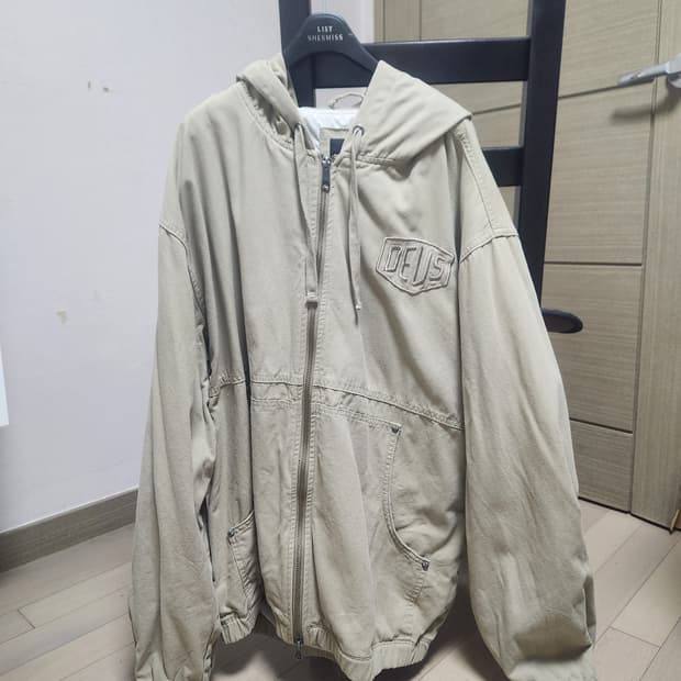 데우스 엑스 마키나 후드 자켓 카키