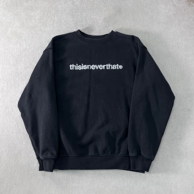 100 디스이즈네버댓 자수로고 맨투맨