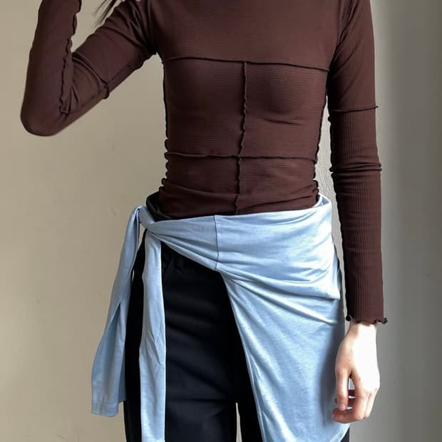 Baserange cinder 롱슬리브 티 브라운 s사이즈