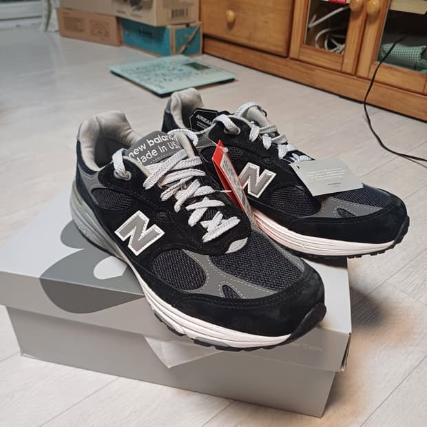 뉴발란스 993 280(10D)크림발새상품 블랙아메카지워크웨어빈티지클래식