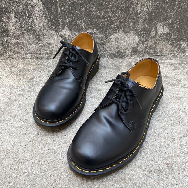 [8UK] 닥터마틴 1461 스무스 3홀 (270~275)