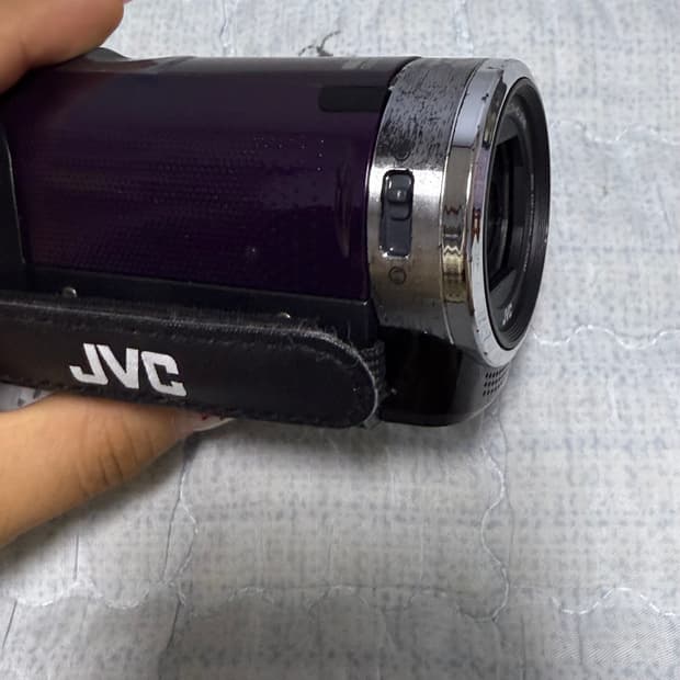 JVC GZ-E690 빈티지 캠코더