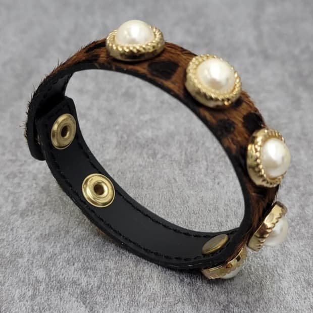 leopard vitage bracelet
