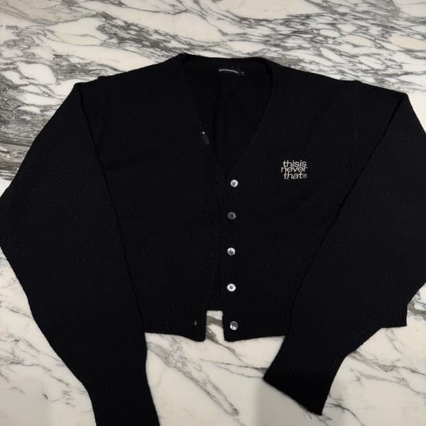 디스이즈네버댓 앙고라 크롭니트