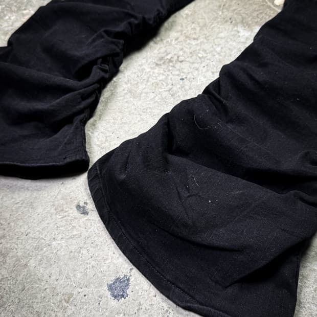 Side Shirring Boot-cut Pants
