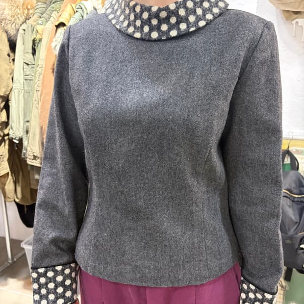 일본 빈티지 도트 모 블라우스