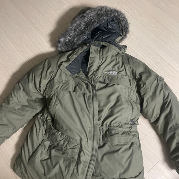 노스페이스맥머도 파카 올리브