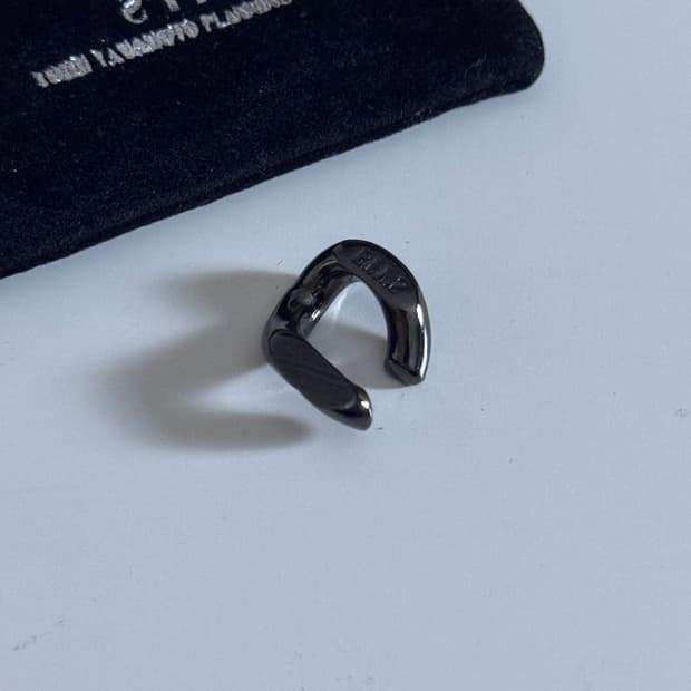 CURVED CHAIN EAR CUFF  황동 곡선형 체인 이어 커프