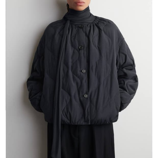 COS 개더드 퀼티드 다운 자켓 퀼팅자켓