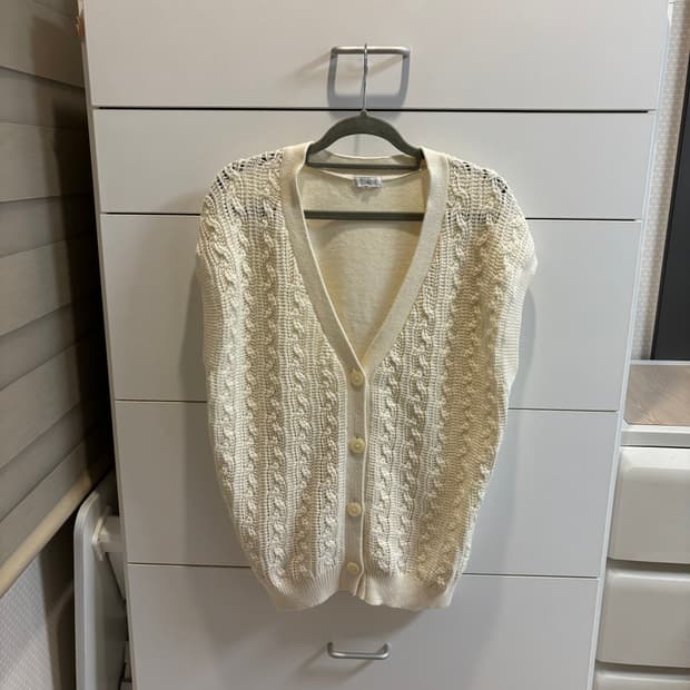 맥킨토시 MACKINTOSH 꽤배기 펀칭 니트 조끼