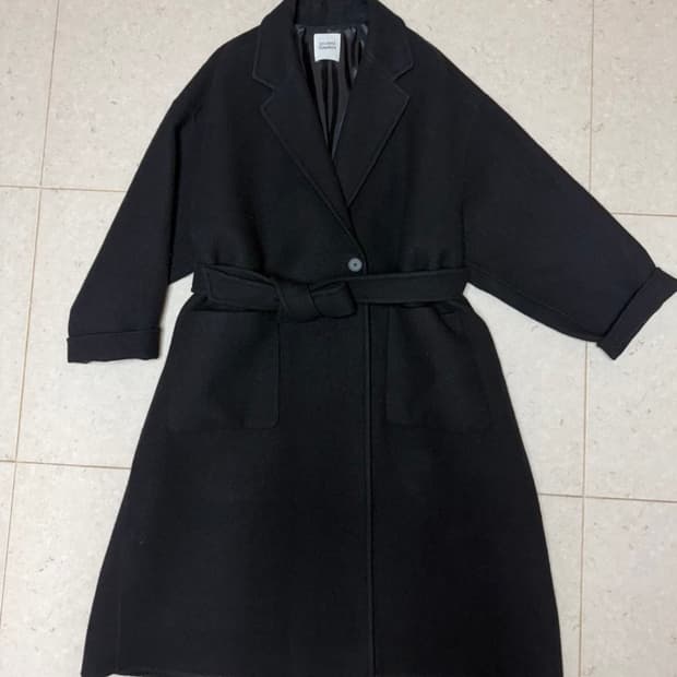 울100 스튜디오 톰보이 롱 코트