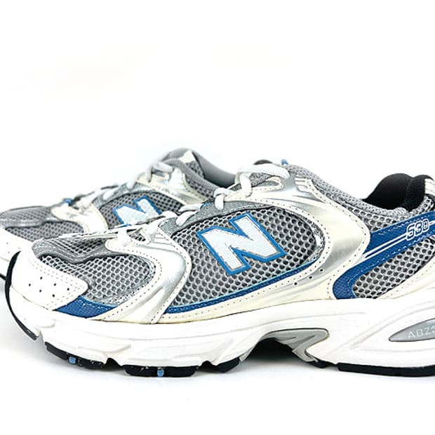 (235) 뉴발란스 MR530KC