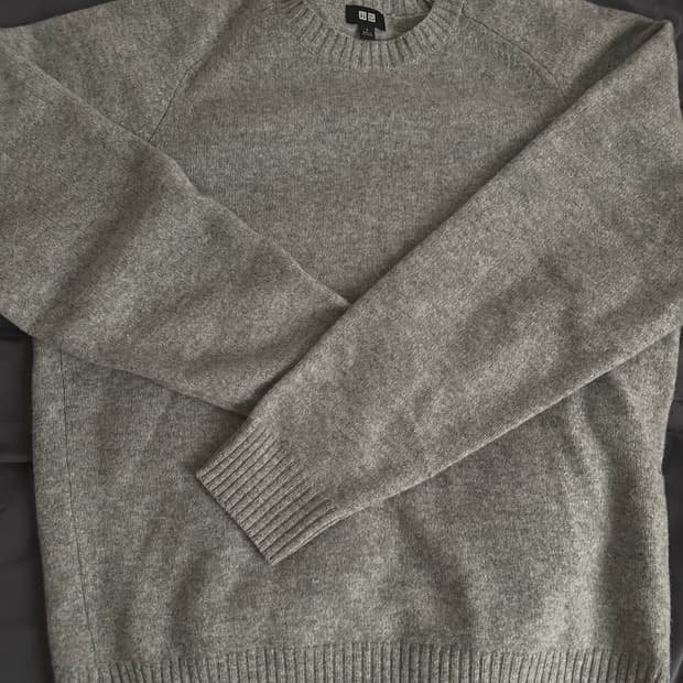 유니클로 램스울 크루넥니트 L 그레이