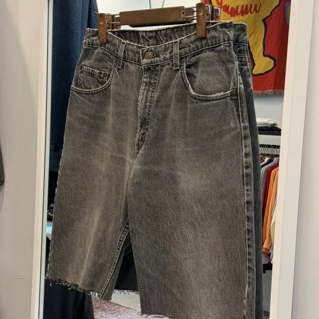 90s Levis 리바이스 560 흑청 컷오프 데님 쇼츠 (USA))