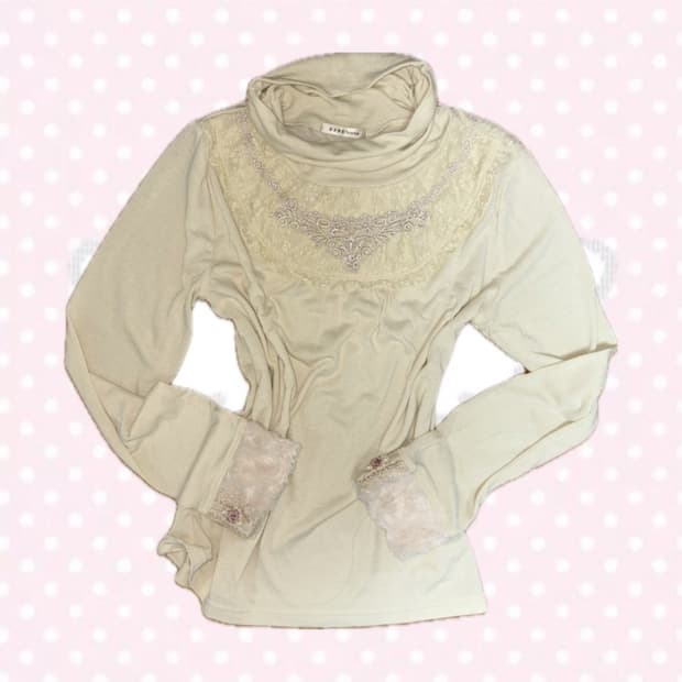 axes femme 레몬맛 엑시즈팜 레이스 넥 목카라 장미 퍼 긴팔 상의