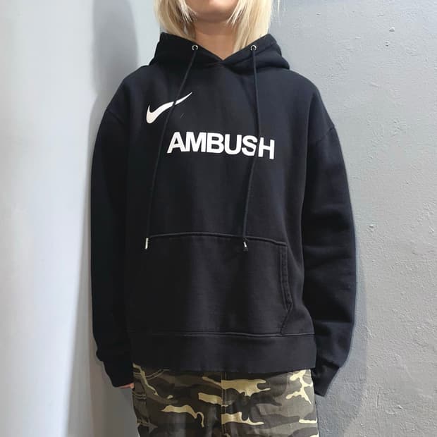 JAPAN AMBUSH 엠부쉬 후디