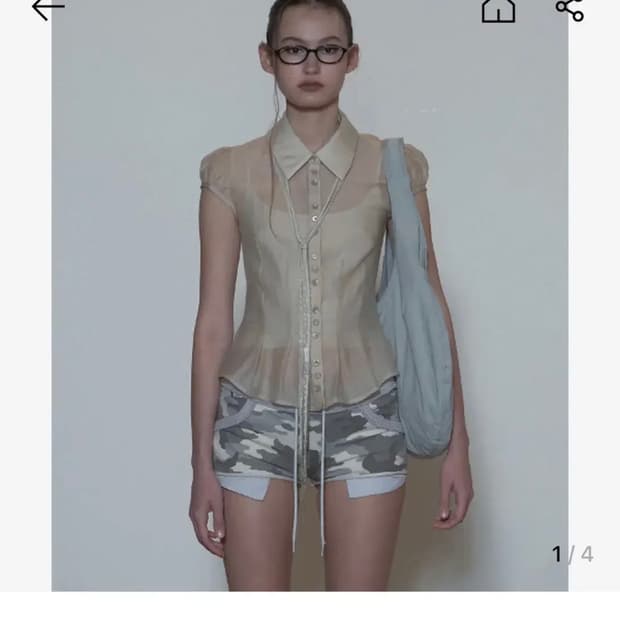 스컬프터 sheer pleated hem blouse M