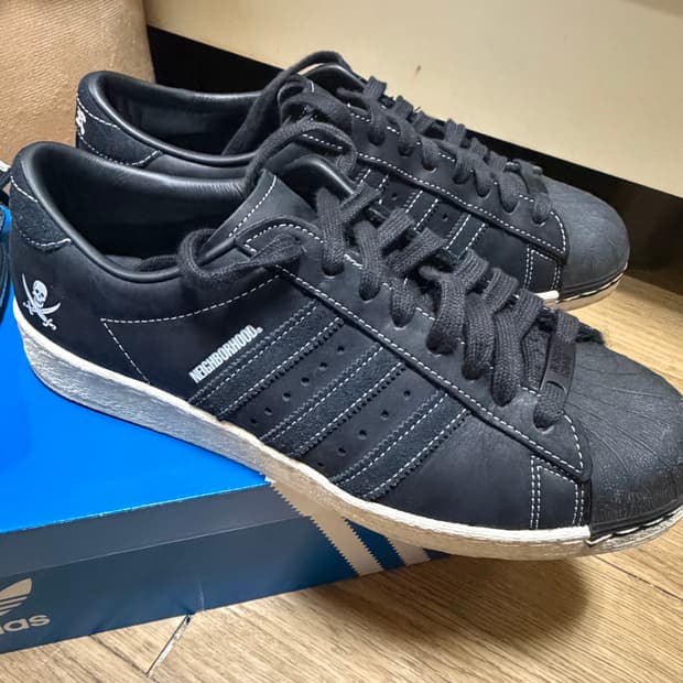 아디다스 네이버후드 슈퍼스타 285 가격인하