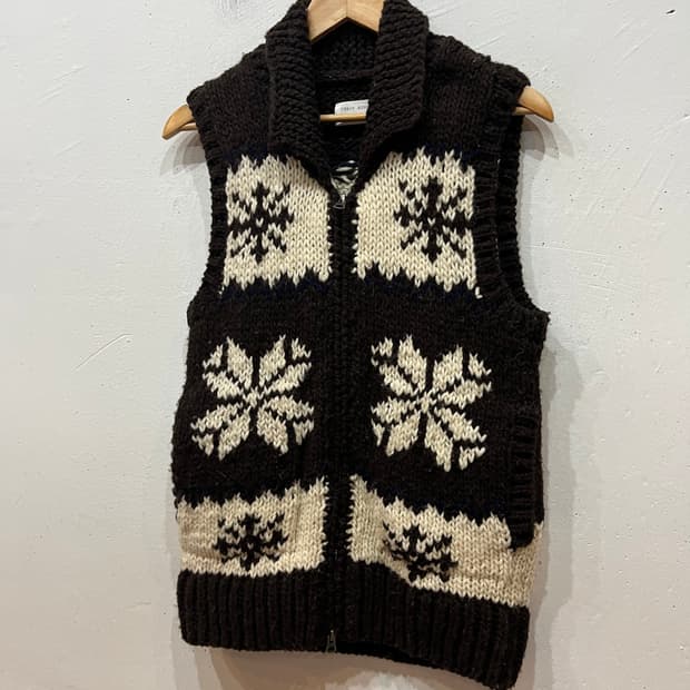 어반리서치 노르딕 코위찬 집업 베스트