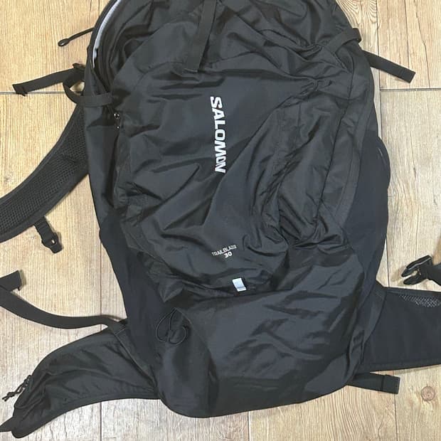 살로몬 트레일블레이저 30 백팩 블랙