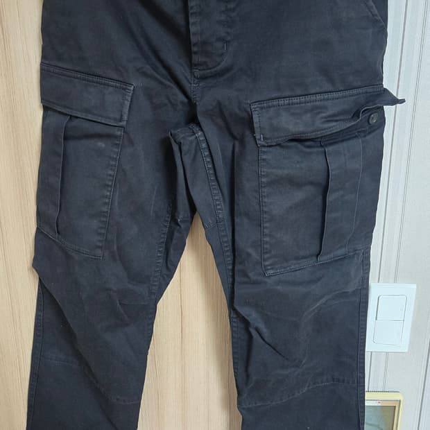 발렌시아가 카고팬츠