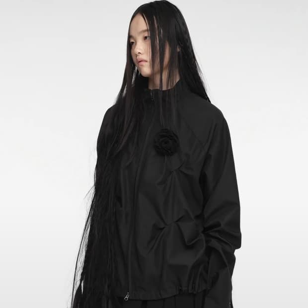 PINTUCK WIND BREAKER (UNISEX) BLACK