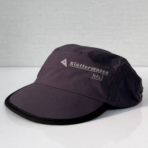 [유일매물] 클라터뮤젠 날 캡 레이븐 블랙