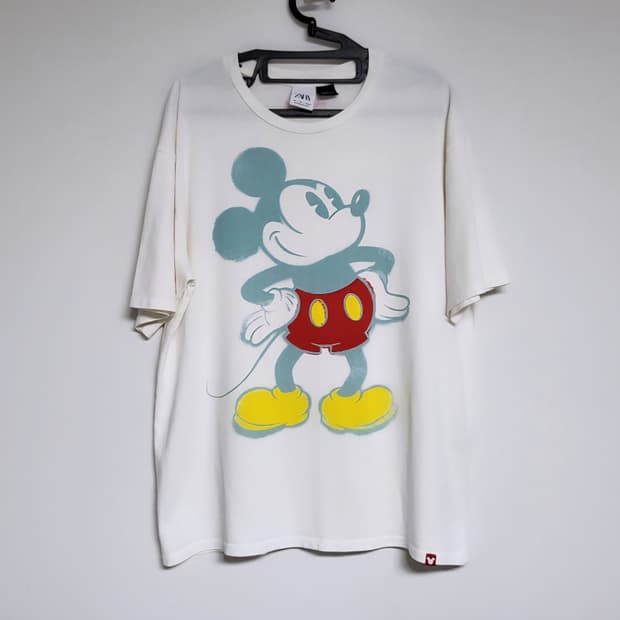 자라×디즈니 콜라보 라운드반팔티