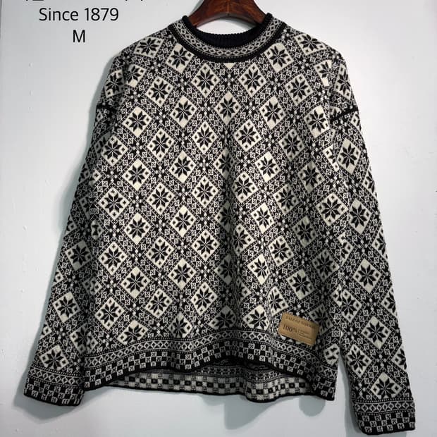 [m] Dale of norway 데일오브노르웨이 울100% 노르딕니트