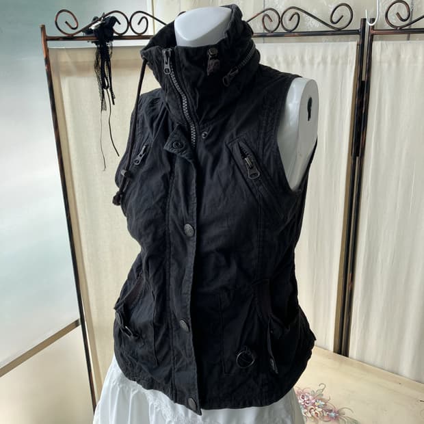 y2k zipper turtleneck vest
