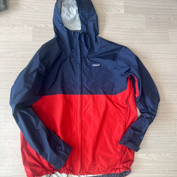 파타고니아 토렌쉘 자켓(xl) 네이비 레드