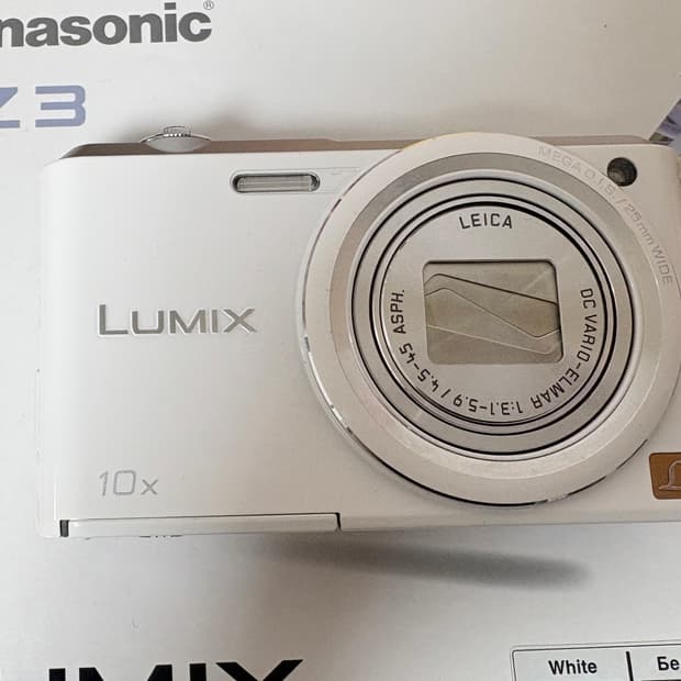 화이트 디카 Lumix sz3 💕