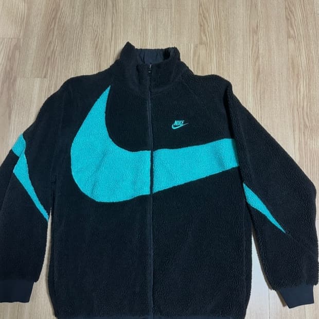 나이키 아트모스한정판 빅스우쉬 플리스 리버시블자켓(블랙/제이드) L