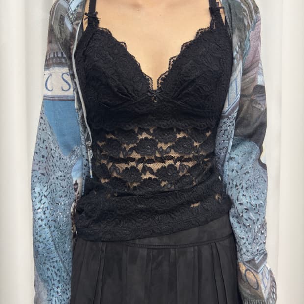 lace sleeveless