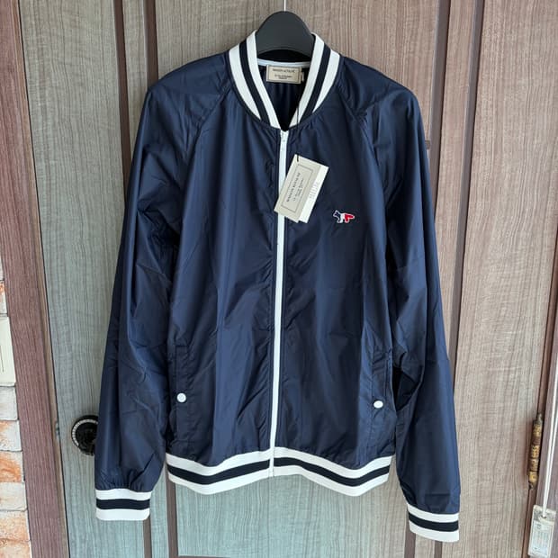 새상품(M)메종키츠네 트리컬러 폭스 패치 자켓 네이비