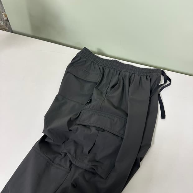 우먼M 안다르 ANDAR 그레이 카고 나일론팬츠