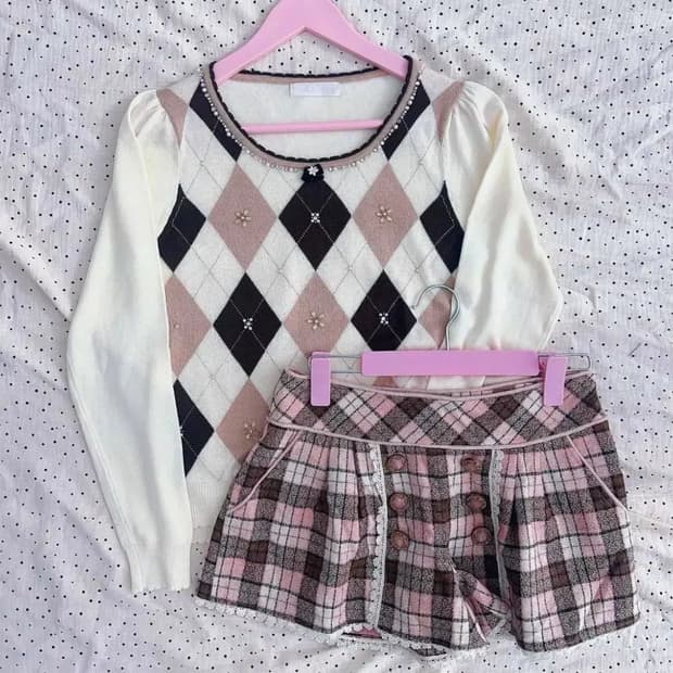 빈티지 딸기초코 라떼갸루 아가일 니트