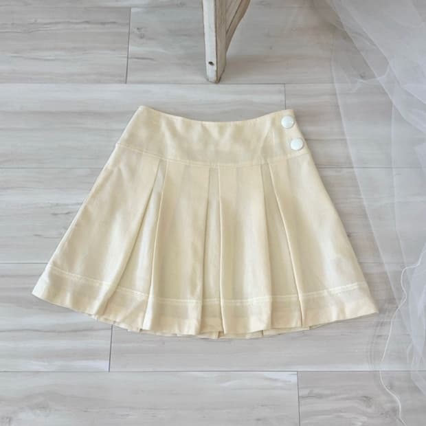 Butter ivory wool skirt