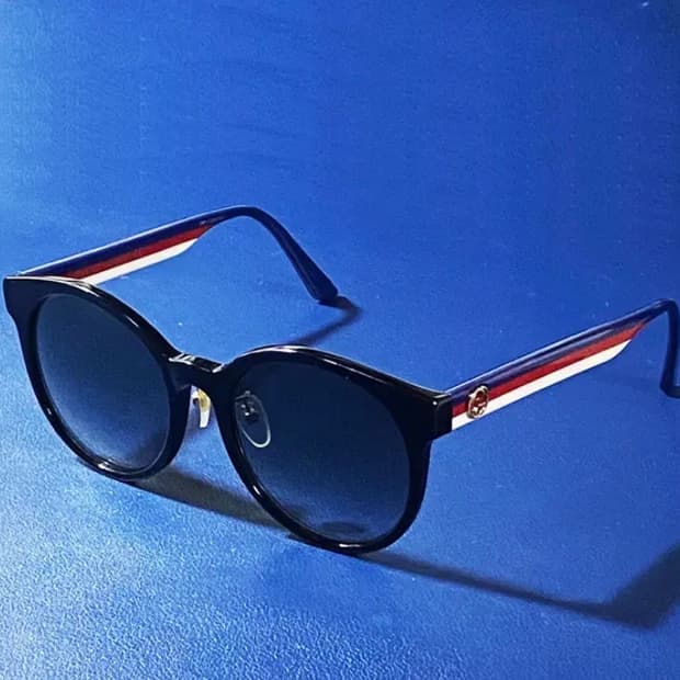 [정품] GUCCI 구찌 삼선템플 로고플레이트 선글라스