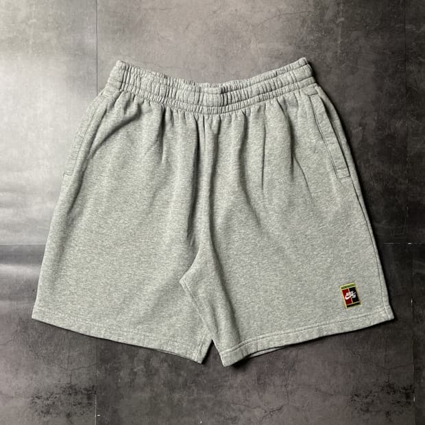 NIKE 나이키SB 자수 스웨트 하프팬츠 A01277