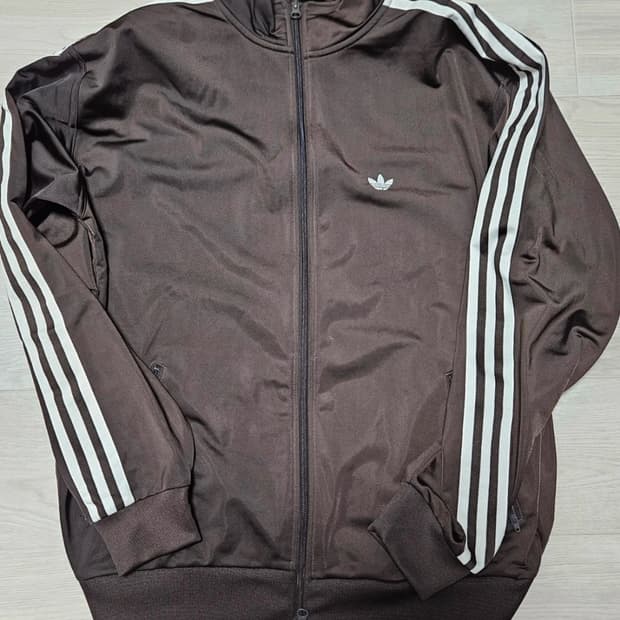 아디다스 버켄바우어 M 브라운