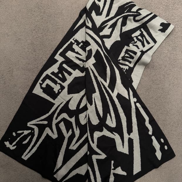 노매뉴얼 TS 자카드 머플러 미시착 처분 