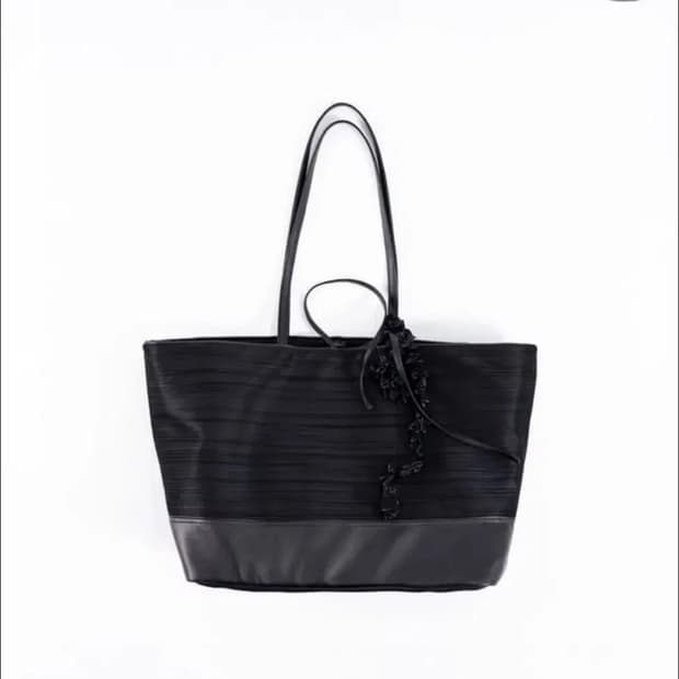 (구매) 유노이아 플리츠 쇼퍼백 