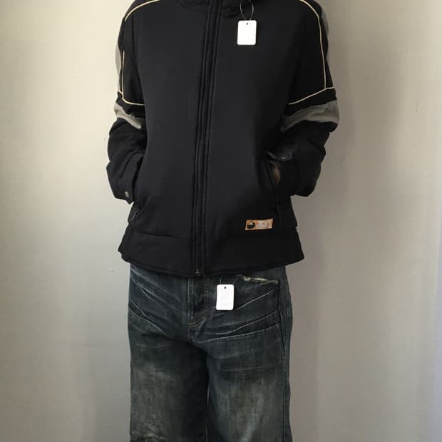 Ascis jacket