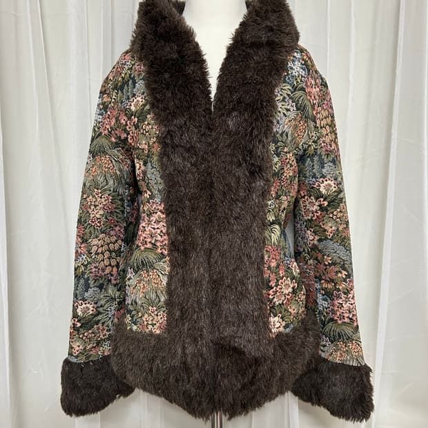 미쉘클랑 플라워 자수 퍼자켓