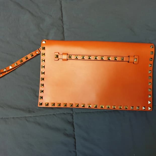 (정품)발렌티노 락스터드 클러치